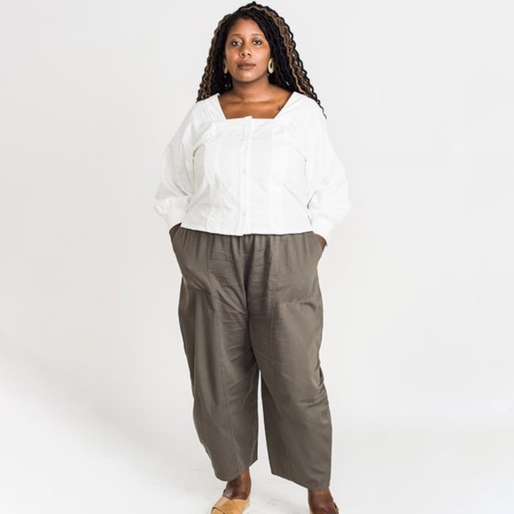 Esby Bella Top - Picture 1 of 7